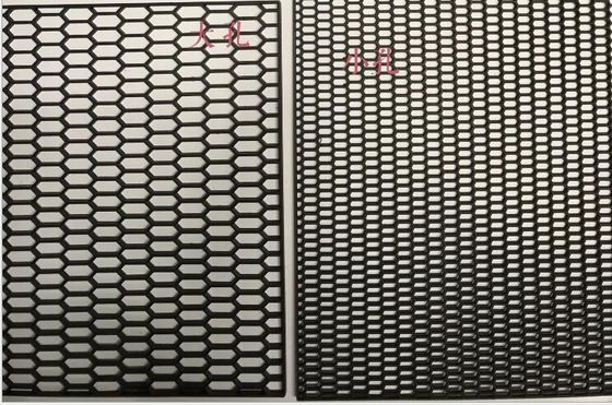 Karbon Fiber PVC Kaplı Mesh Siyah Otomobil Ağı 120cm X 40cm Ebat Plastik Kaplı Hasır Paneller